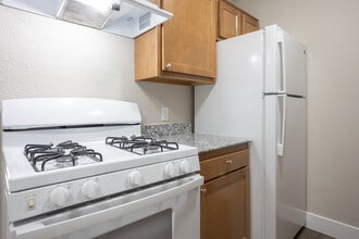 Crossroads Apartments in Wyoming, MI - Foto de edificio - Interior Photo