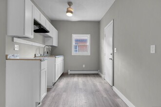 43 Seyms St in Hartford, CT - Building Photo - Building Photo