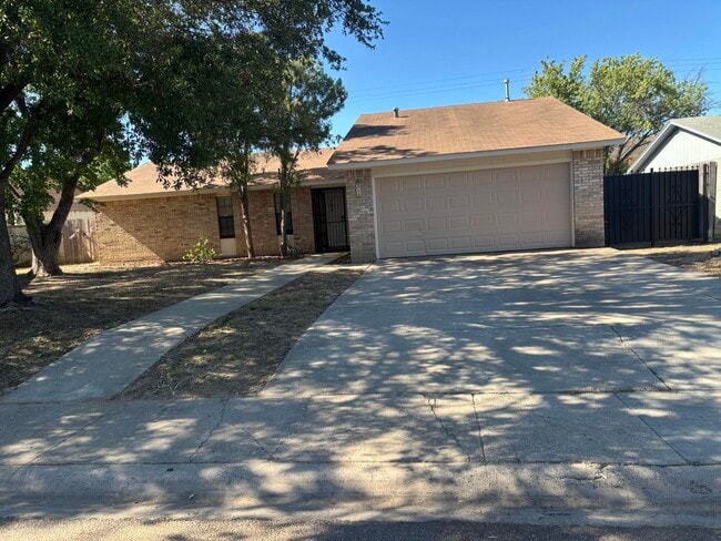 property at 215 S Dakota St
