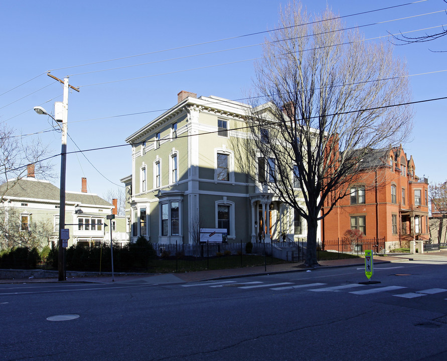 727 Congress St in Portland, ME - Building Photo