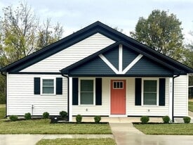 2217 Kenwood Blvd SE, Unit A in Roanoke, VA - Building Photo