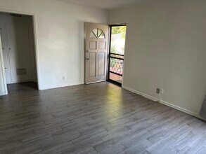 710 Copeland Ct, Unit A in Santa Monica, CA - Foto de edificio - Building Photo