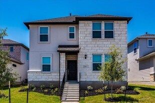 108 Makinaw Rd in Hutto, TX - Building Photo