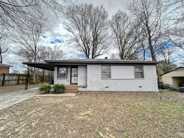 1861 Coventry Dr in Memphis, TN - Building Photo