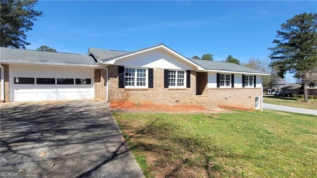 4153 Wellington Hills Dr in Snellville, GA - Building Photo
