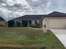 843 Franconville Ct in Kissimmee, FL - Building Photo