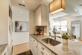 1736 Willard St NW, Unit 1736 Willard St NW # 403 in Washington, DC - Building Photo - Building Photo