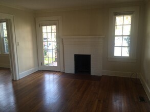 100 Atwood St, Unit Apt 4 on 2nd floor in Greenville, SC - Building Photo - Building Photo