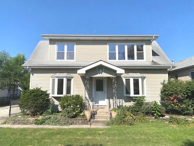 property at 4916 S Lorel Ave