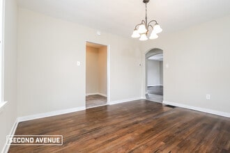 819 Fleming St in Coraopolis, PA - Building Photo - Building Photo