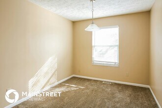 3728 Pebble Creek Dr in Indianapolis, IN - Building Photo - Building Photo
