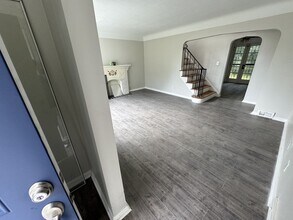 18801 Invermere Ave in Cleveland, OH - Building Photo - Building Photo