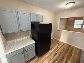 1721 NE 15th Ave in Fort Lauderdale, FL - Building Photo - Building Photo