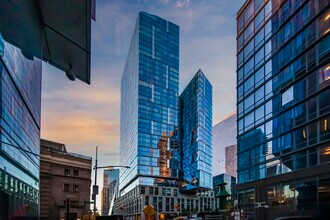 10 West End Ave in New York, NY - Building Photo - Building Photo
