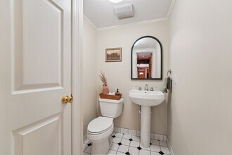 730 S Wolfe St in Baltimore, MD - Building Photo - Building Photo