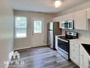 217 Gladstone Dr in Durham, NC - Building Photo - Building Photo