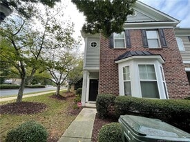 8803 Camden Park Dr in Raleigh, NC - Building Photo