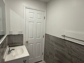 242 Ophelia St in Pittsburgh, PA - Building Photo - Building Photo