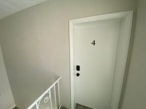 115 Lucerne Ave in Lake Worth Beach, FL - Foto de edificio - Building Photo