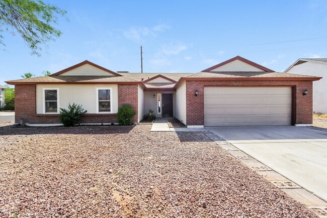 property at 6702 N 82nd Dr