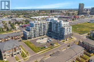 412 Silver Maple Rd in Oakville, ON - Building Photo - Building Photo