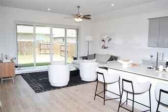 2409 Bear Cub Bend in Leander, TX - Building Photo - Building Photo