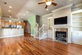 2583 Frontier Elm Dr in Fayetteville, AR - Building Photo - Building Photo