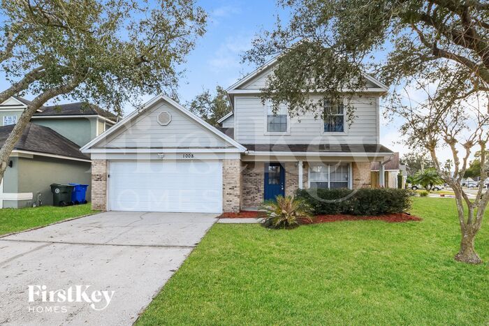 1008 Kelsey Ave in Oviedo, FL - Building Photo