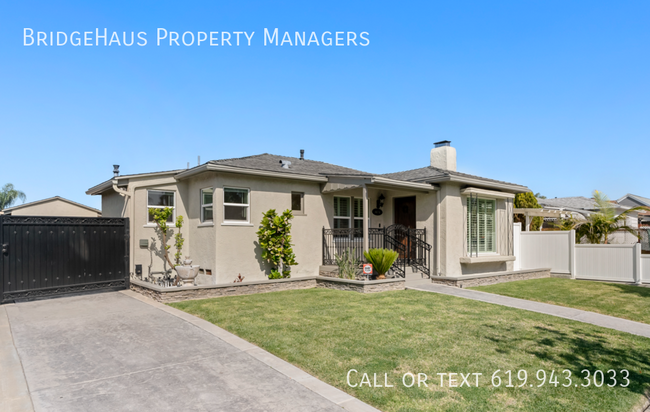 4676 Altadena Ave. in San Diego, CA - Foto de edificio - Building Photo