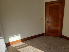 4707 Behrwald Ave in Cleveland, OH - Building Photo - Building Photo