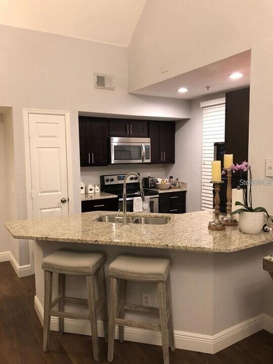 6352 Raleigh St in Orlando, FL - Building Photo