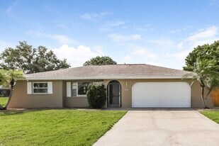 1414 SE 19th Terrace in Cape Coral, FL - Building Photo
