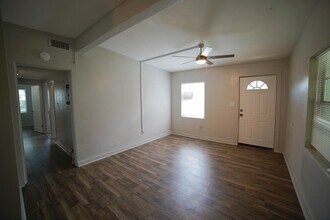 1015 Joe Louis St in Tallahassee, FL - Building Photo - Building Photo