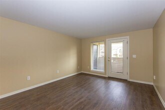 17685 NW Concordia Ct in Portland, OR - Building Photo - Building Photo