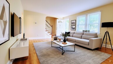 132 Murdock Rd in Baltimore, MD - Foto de edificio - Building Photo