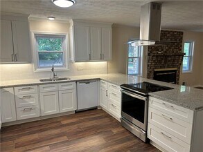 1811 Trophy Dr in Marietta, GA - Building Photo - Building Photo