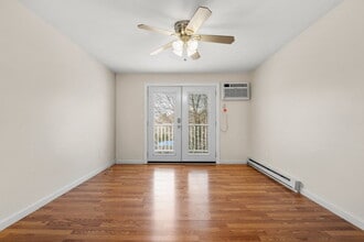 Windjammer Apartments in Seabrook, NH - Foto de edificio - Building Photo