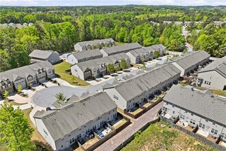 2730 Kemp Ct in Conyers, GA - Building Photo - Building Photo