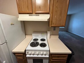 6650 Amherst St in San Diego, CA - Building Photo - Building Photo