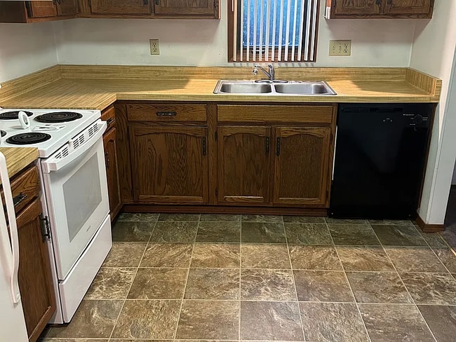 4734 Trevor Cir in Rockford, IL - Building Photo - Building Photo