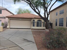 3212 E Kerry Ln in Phoenix, AZ - Building Photo