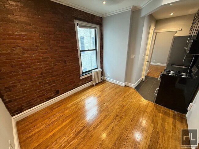 property at 410 E 13th St