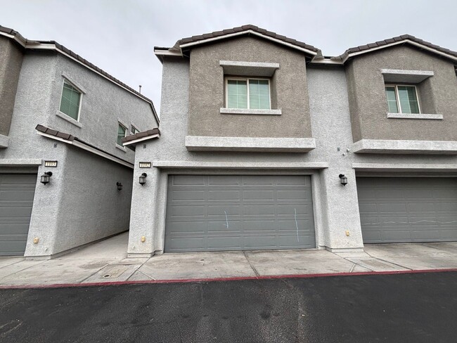 property at 4566 Mansart Ct