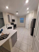 741 Simone Ct, Unit 2 in Haines City, FL - Building Photo - Building Photo