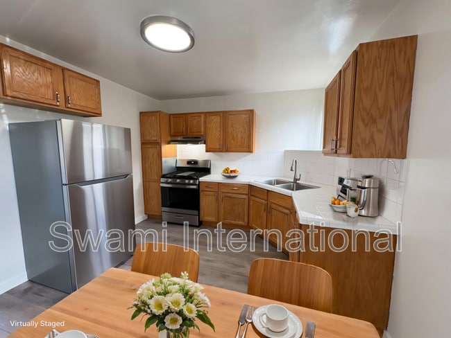 21612 Berendo Ave in Torrance, CA - Building Photo - Building Photo