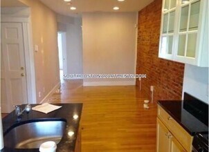 131 W 8th St-Unit -2 in Boston, MA - Building Photo - Building Photo