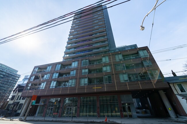 property at 120-1120 Parliament St