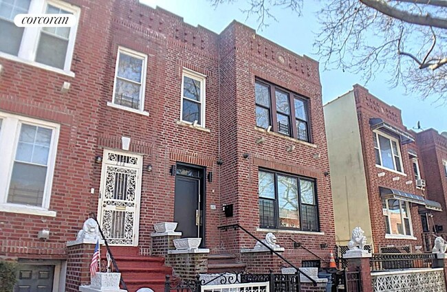 property at 216 E 93rd St