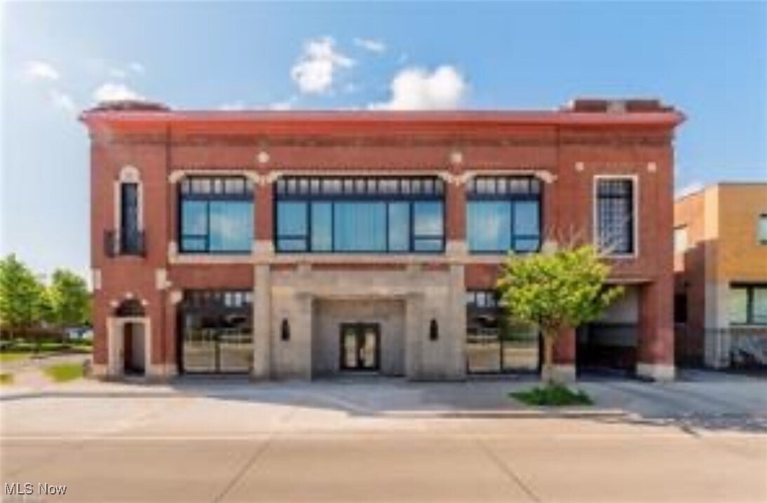 3800 Euclid Ave in Cleveland, OH - Building Photo