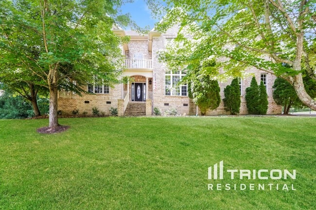 property at 1017 Glessner Dr